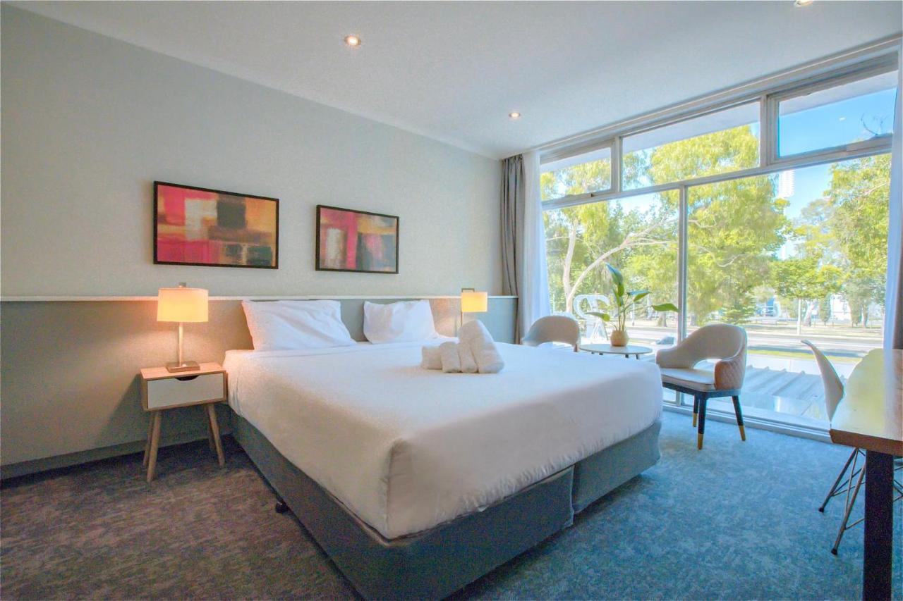 The Parkmore Hotel Melbourne Bagian luar foto