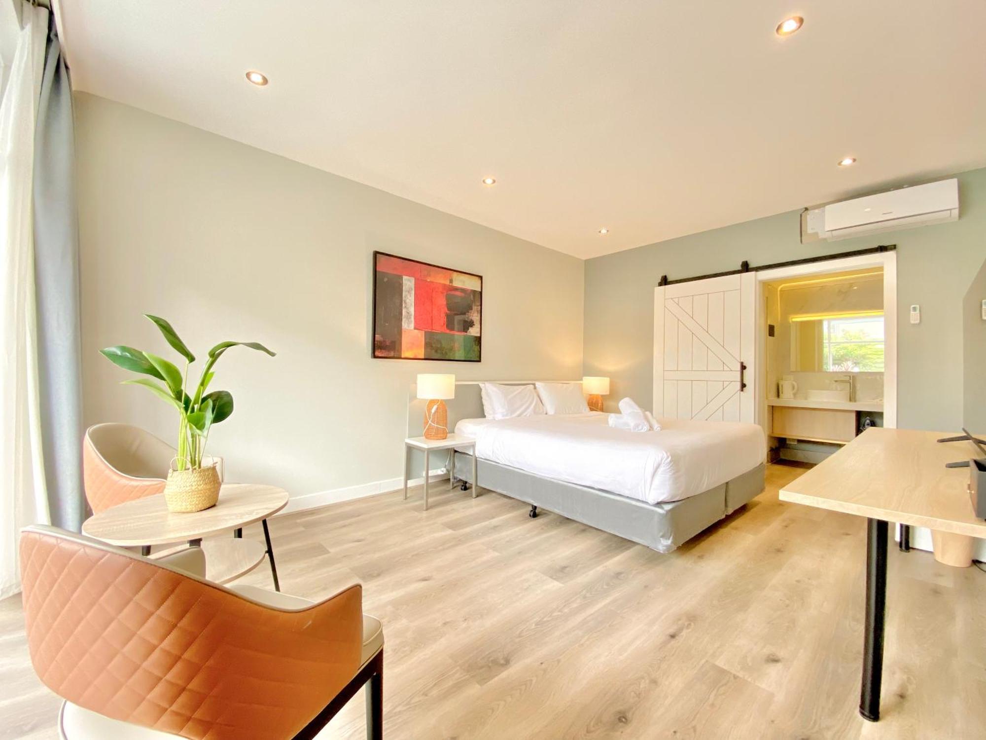 The Parkmore Hotel Melbourne Bagian luar foto