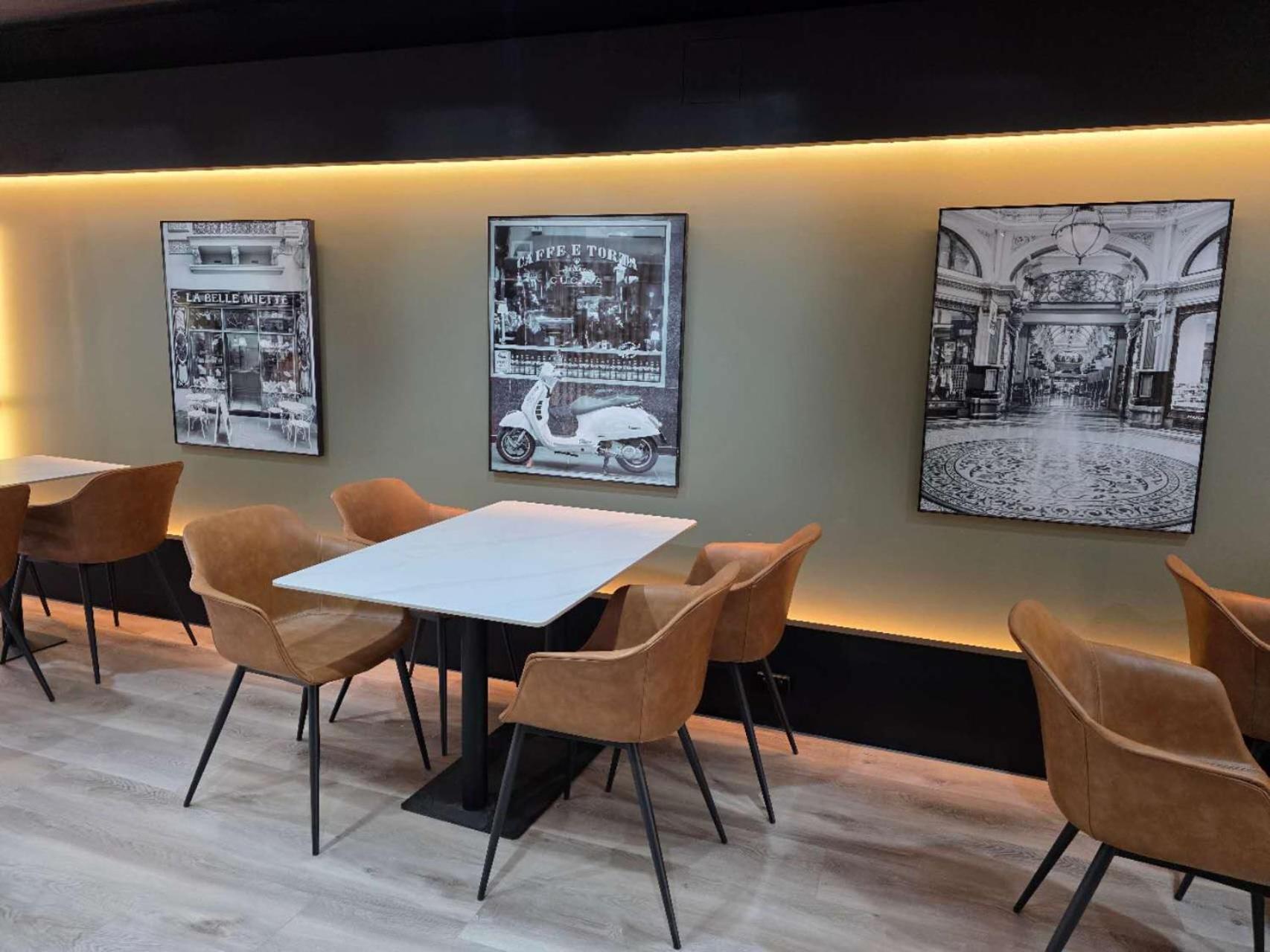 The Parkmore Hotel Melbourne Bagian luar foto